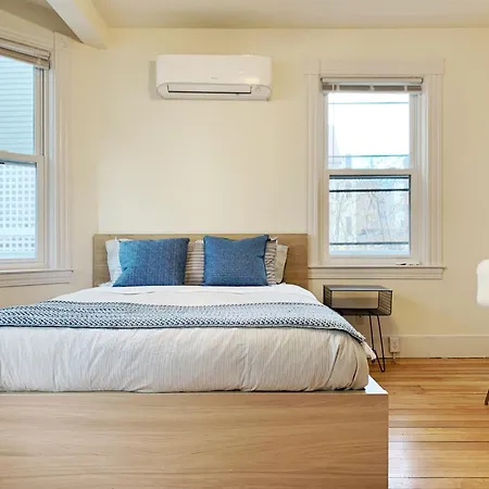 Best Location At Harvard University! 4 Bedroom Apartment! Two Units Available! Cambridge Esterno foto