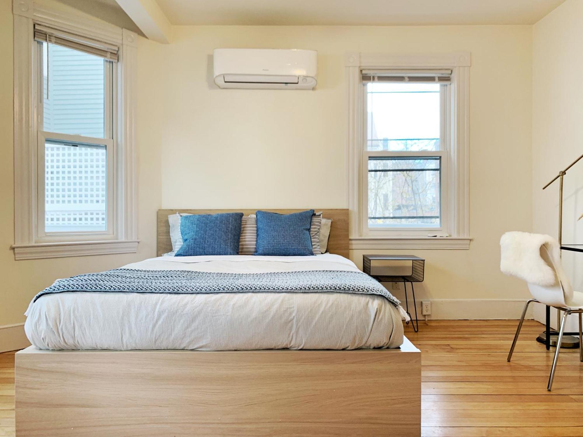 Location At Harvard University! 4 Bedroom Apartment! Two Units Available! Cambridge